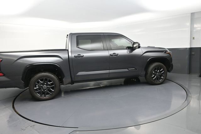 Used 2024 Toyota Tundra Platinum AWD/4WD image 23