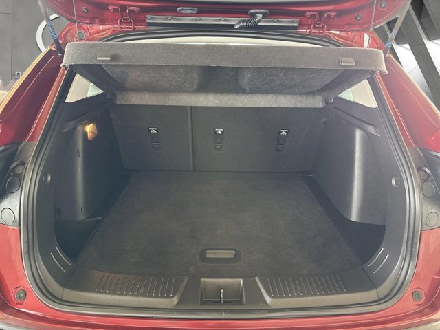 Used 2024 Chevrolet Trax ACTIV w/ Driver Confidence Package image 19