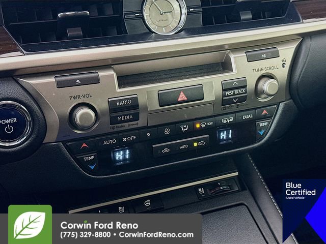 Used 2016 Lexus ES 300h image 18