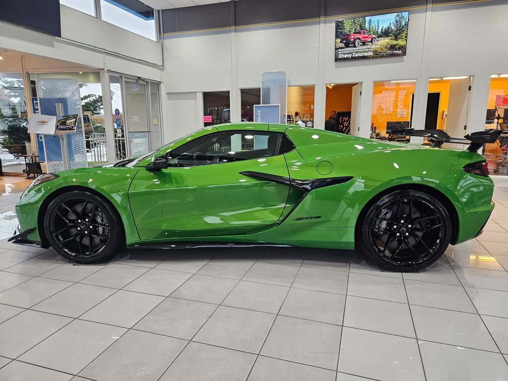New 2026 Chevrolet Corvette Z06 w/ Z07 Performance Package image 3