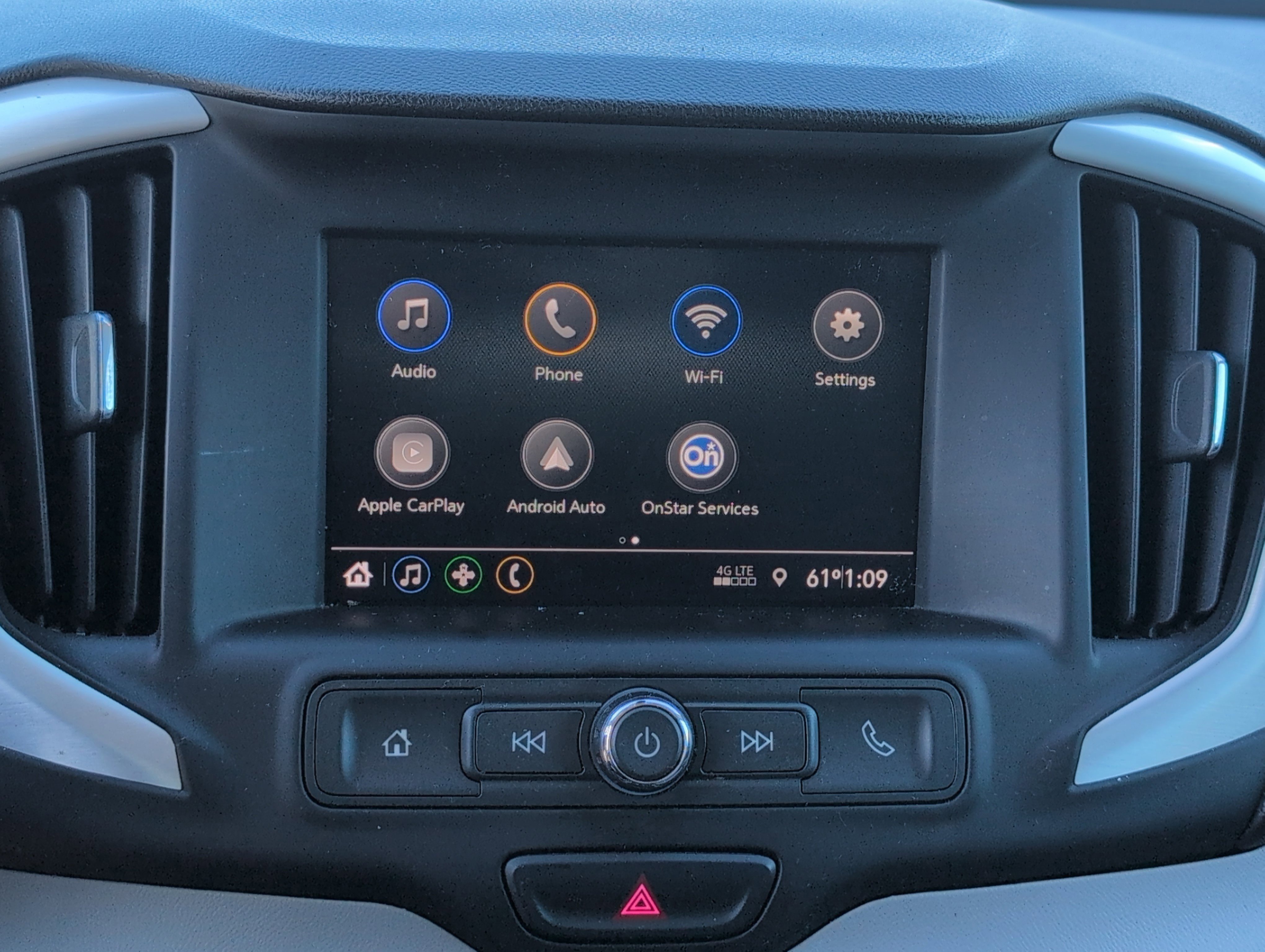 Used 2020 GMC Terrain SLE image 18