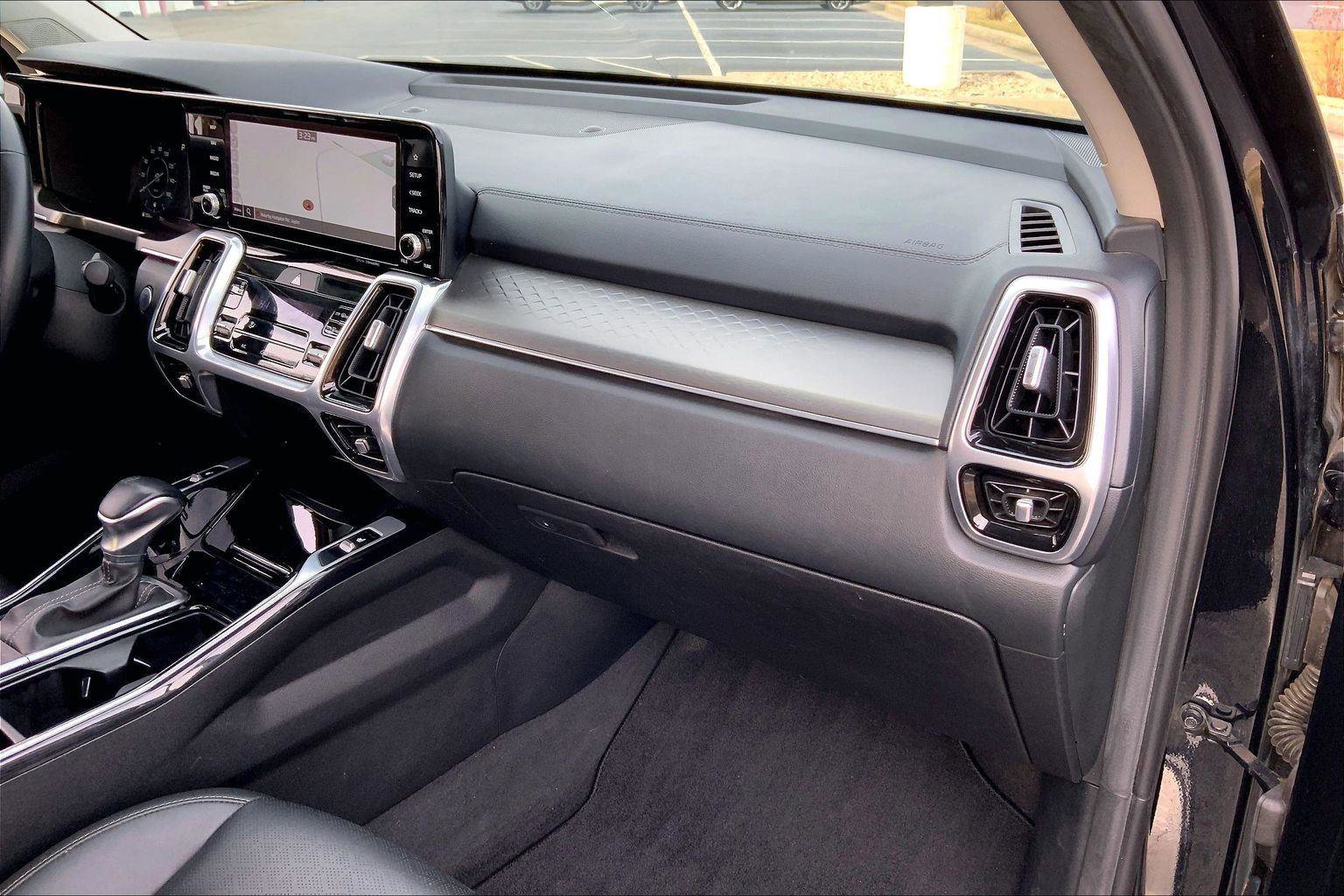 Used 2023 Kia Sorento SX image 14