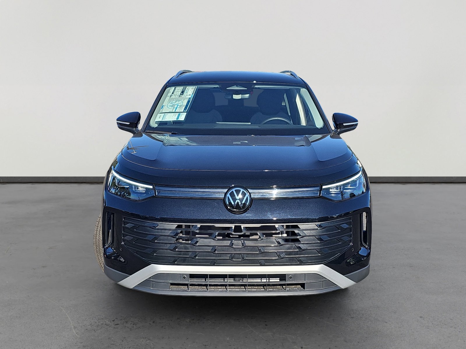 New 2025 Volkswagen Tiguan S image 8