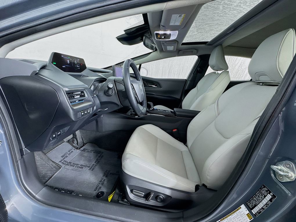 Used 2024 Toyota Prius Limited image 15
