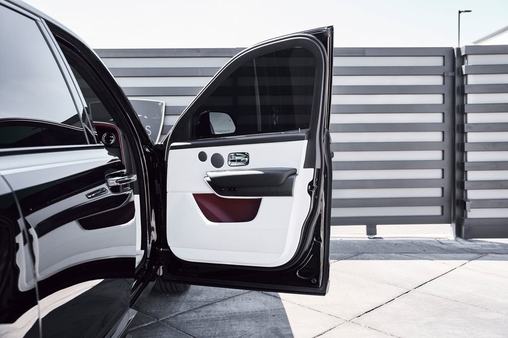 Used 2026 Rolls-Royce Cullinan image 22