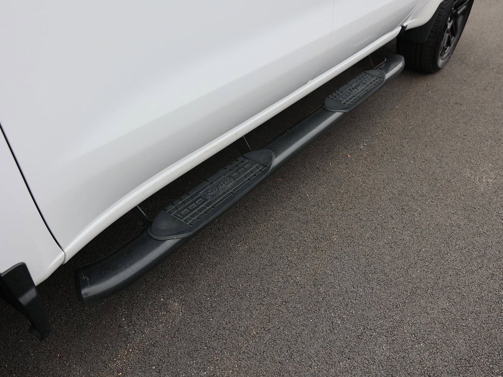 Used 2023 Chevrolet Silverado 1500 Custom image 9