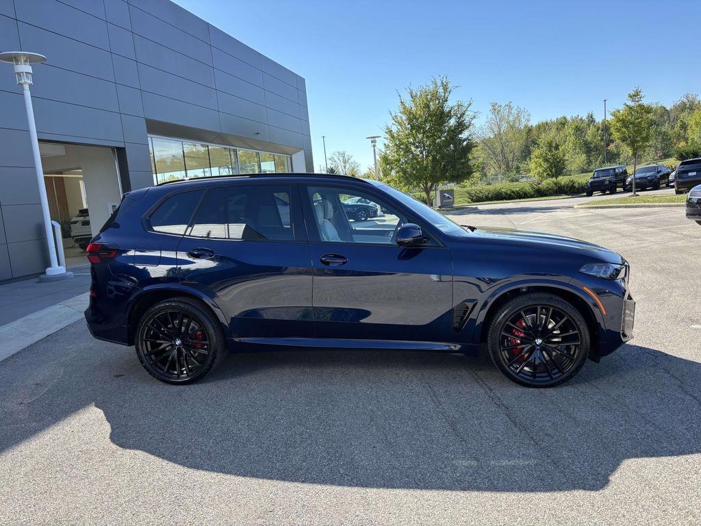 New 2026 BMW X5 xDrive40i w/ M Sport Package image 8