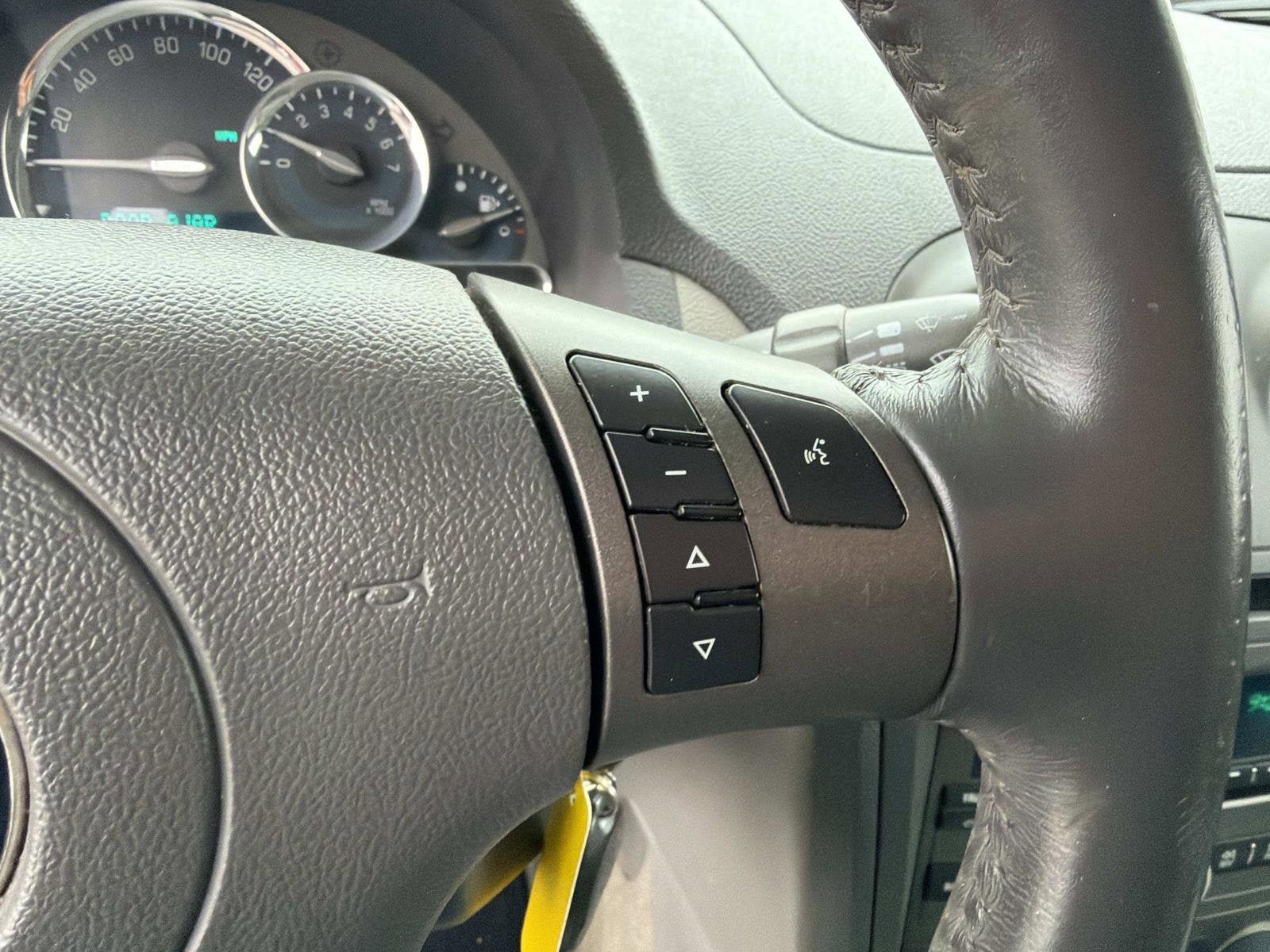 Used 2006 Chevrolet HHR LT w/ Preferred Equipment Group FWD image 7