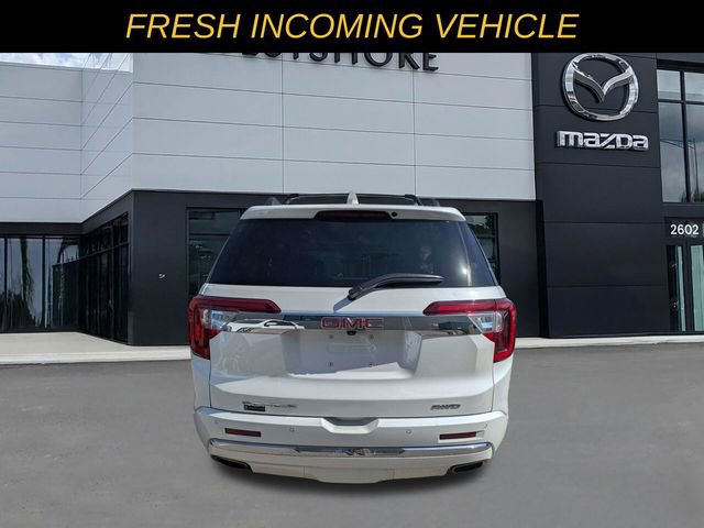 Used 2023 GMC Acadia Denali AWD/4WD image 4