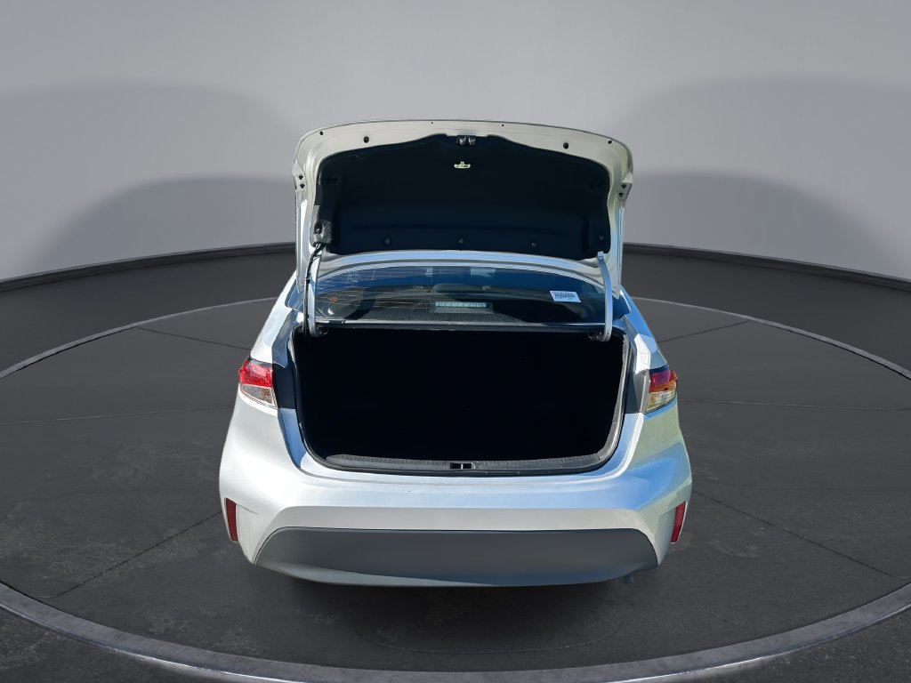 Used 2024 Toyota Corolla LE FWD image 29