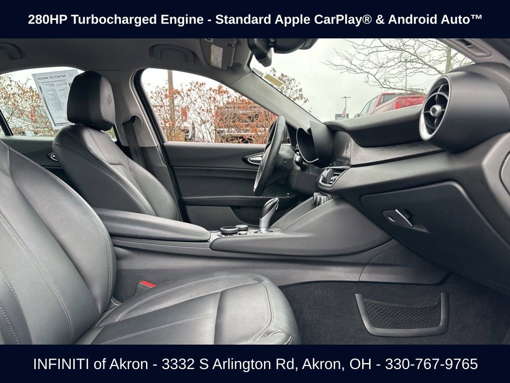 Used 2018 Alfa Romeo Giulia AWD image 25