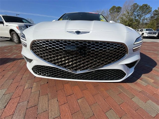 Used 2023 Genesis G70 2.0T image 7