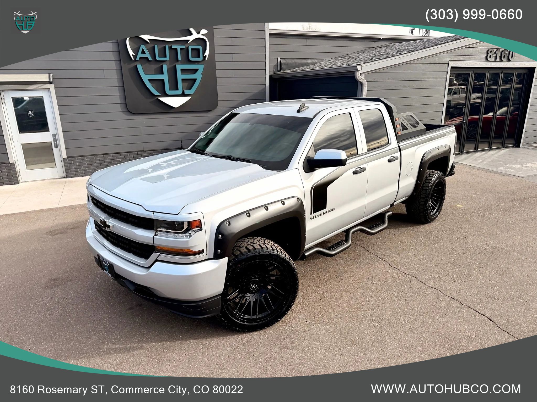Used 2018 Chevrolet Silverado 1500 Custom w/ Custom Convenience Package AWD/4WD image 2