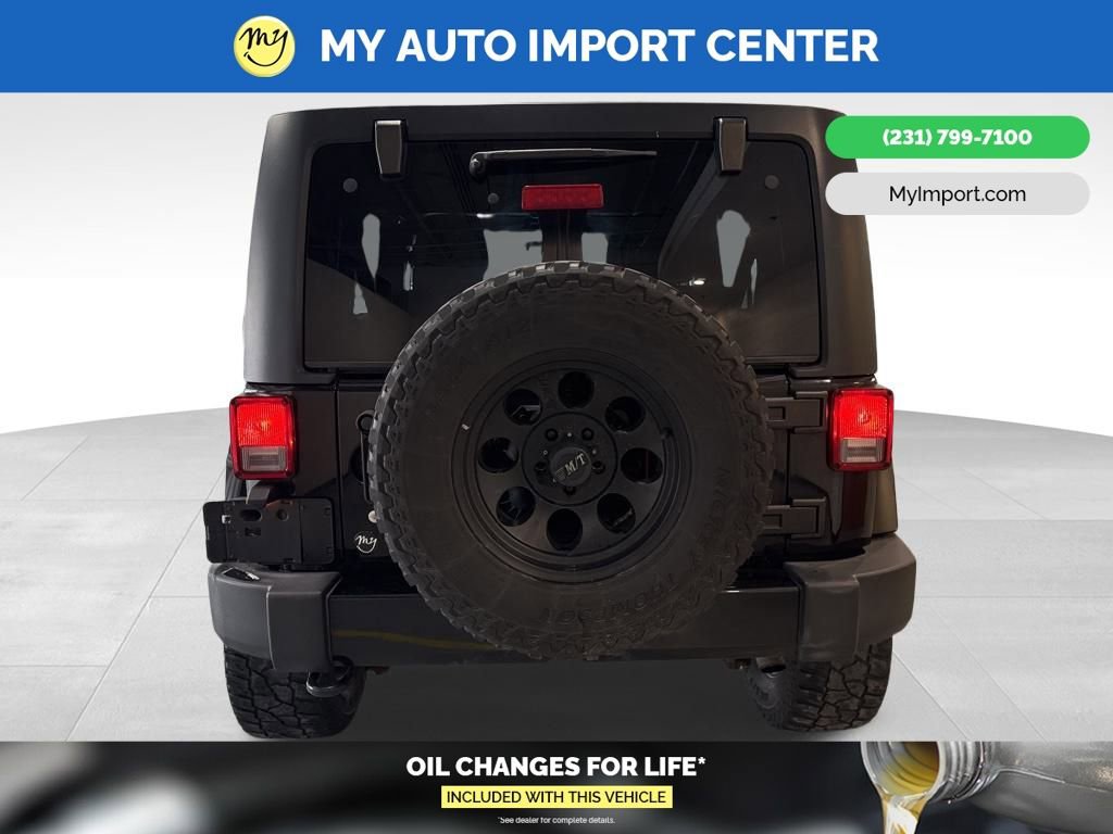 Used 2017 Jeep Wrangler Unlimited Sahara w/ Dual Top Group image 6