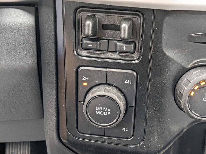 New 2025 Ford F550 4x4 Regular Cab Super Duty image 30