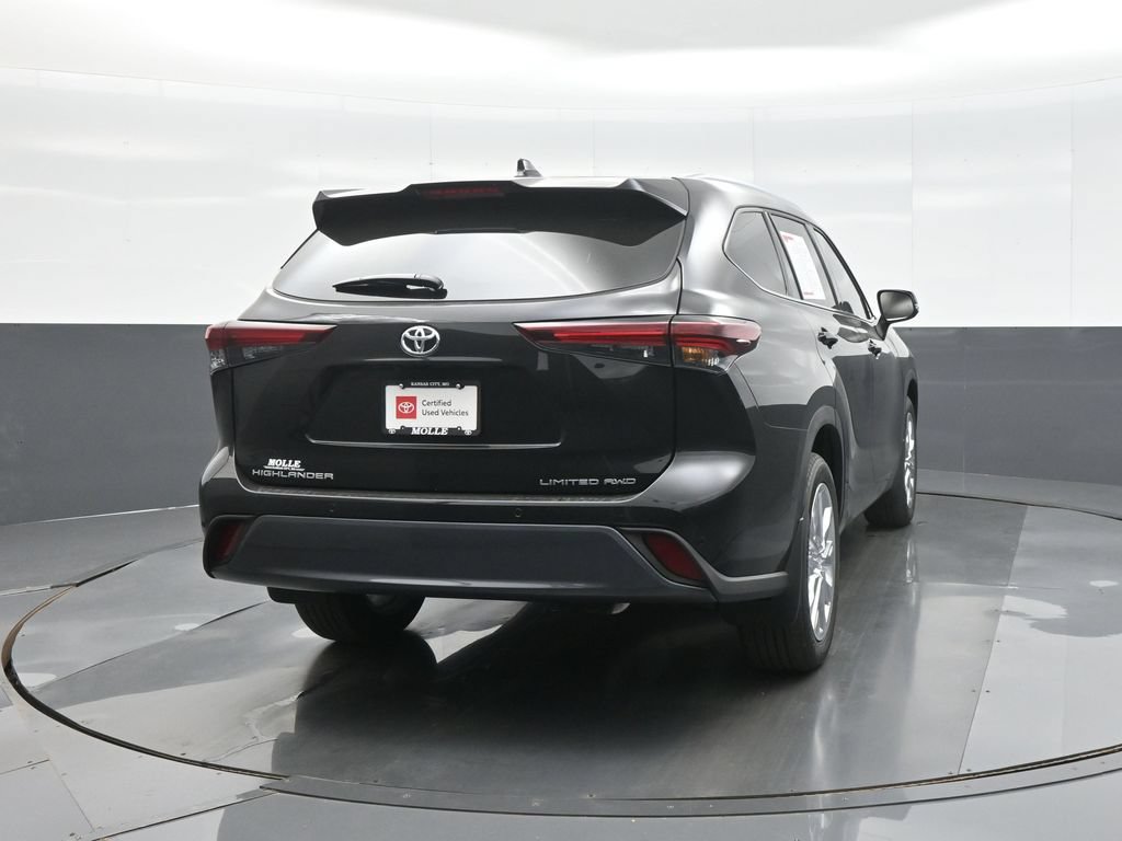 Certified 2026 Toyota Highlander Limited AWD/4WD image 6