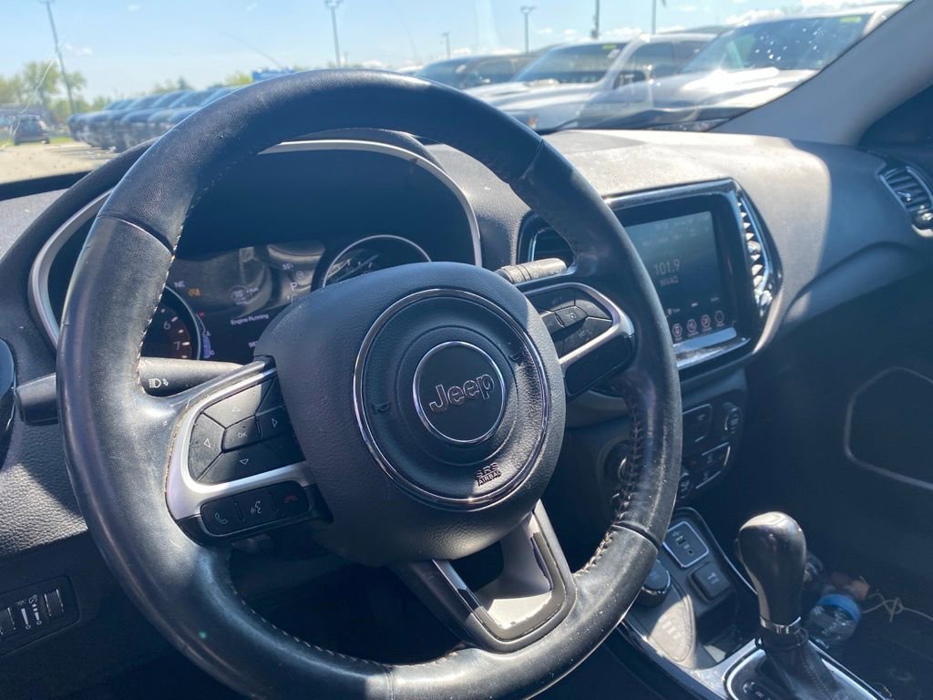 Used 2019 Jeep Compass Limited AWD/4WD image 6