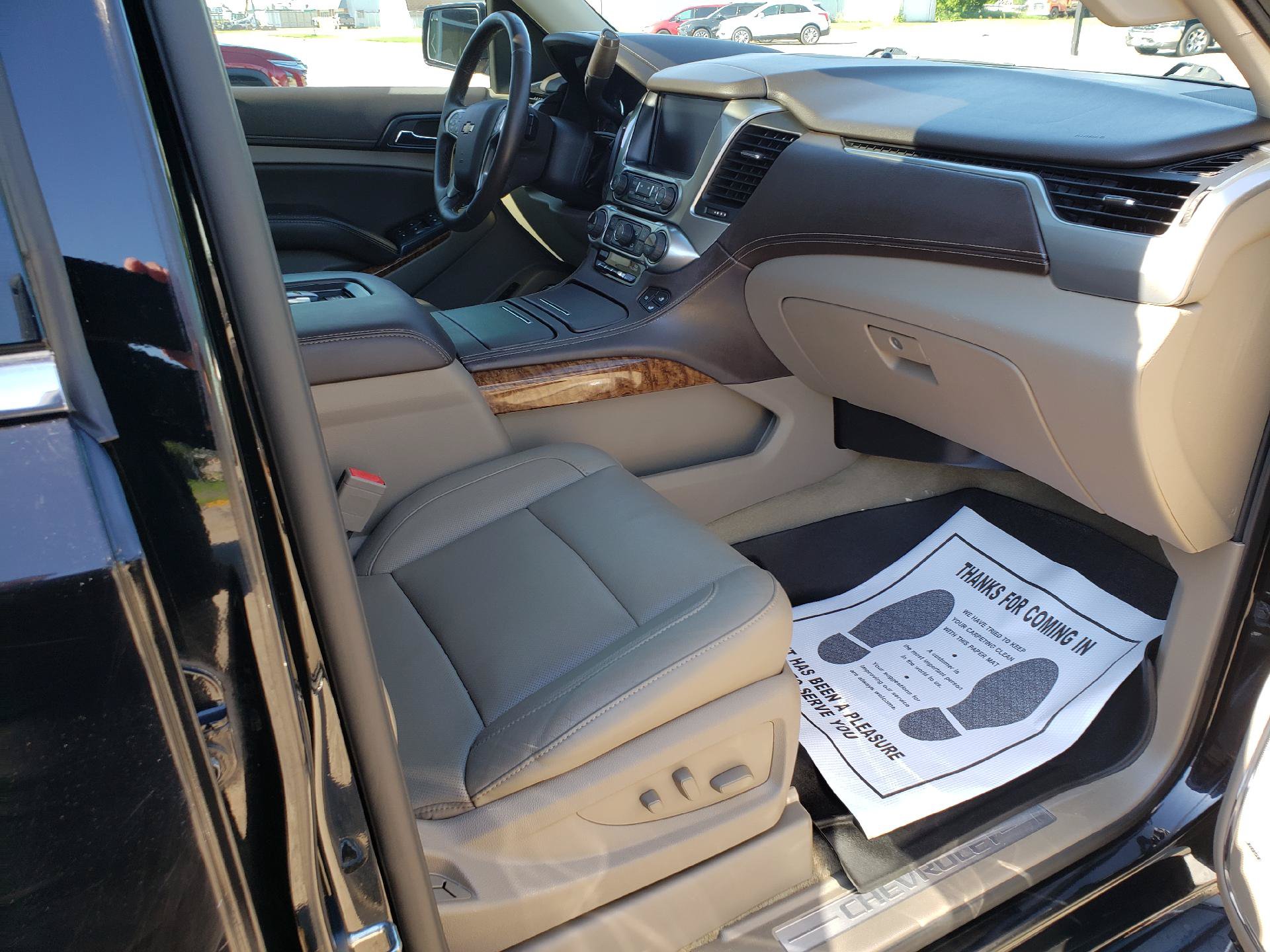 Used 2016 Chevrolet Tahoe LTZ AWD/4WD image 10