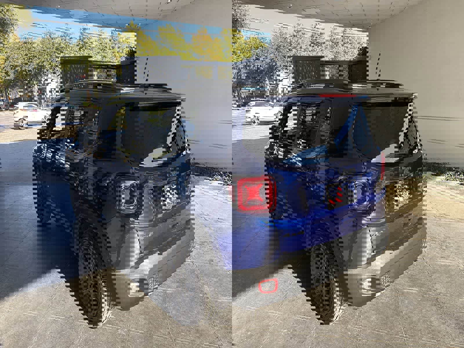 Used 2020 Jeep Renegade Altitude image 4