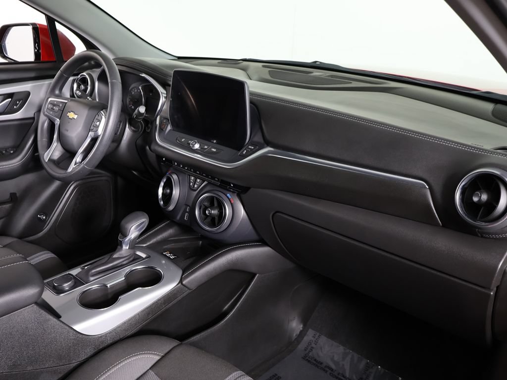 Used 2024 Chevrolet Blazer LT w/ Convenience Package FWD image 28