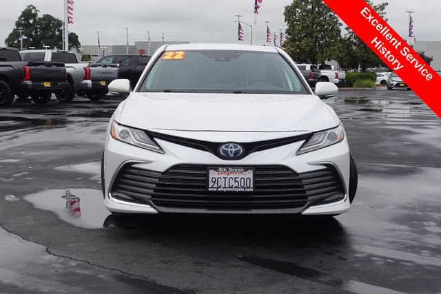 Certified 2022 Toyota Camry XLE FWD image 3