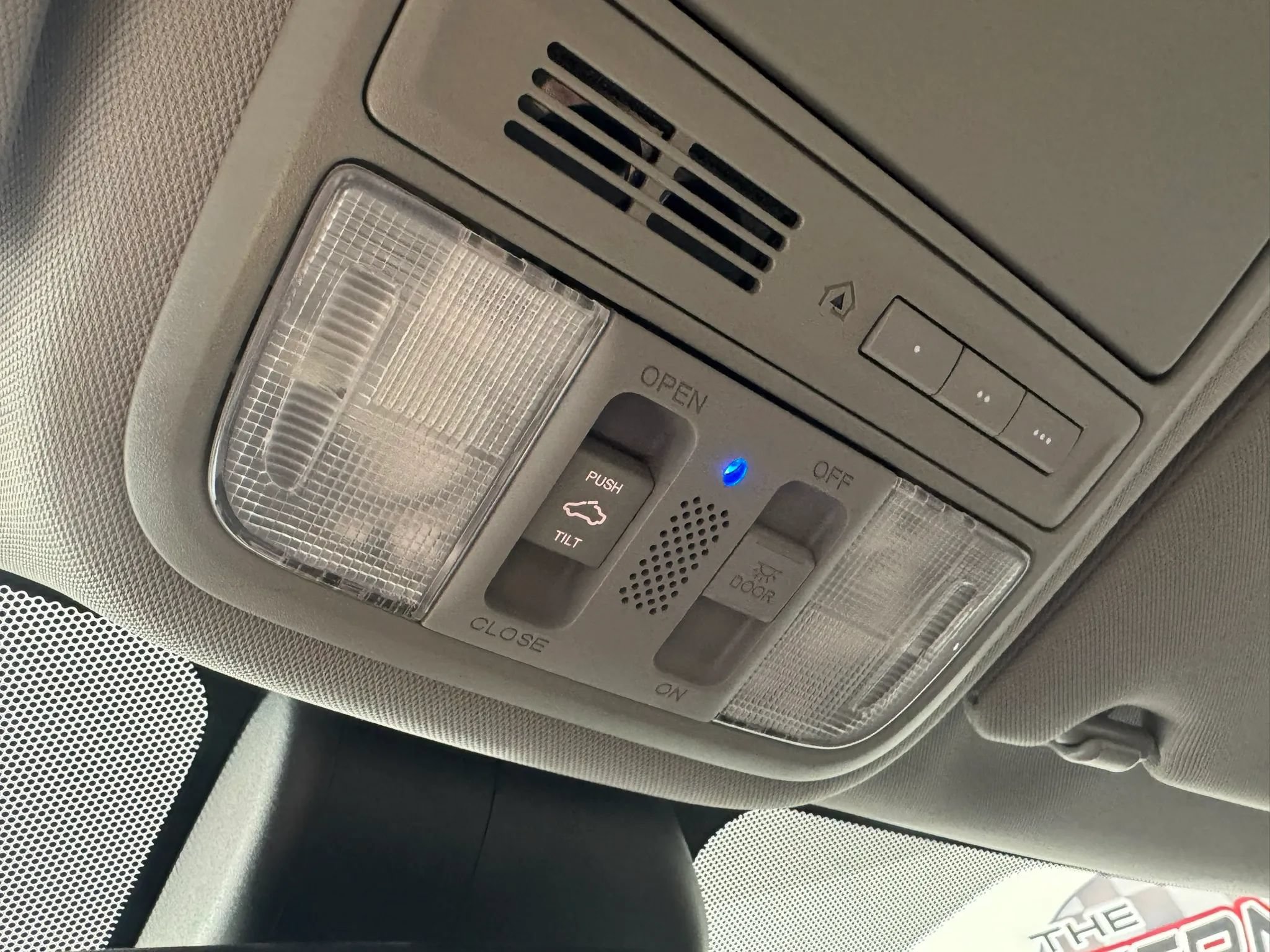 Used 2015 Honda Odyssey EX-L image 24