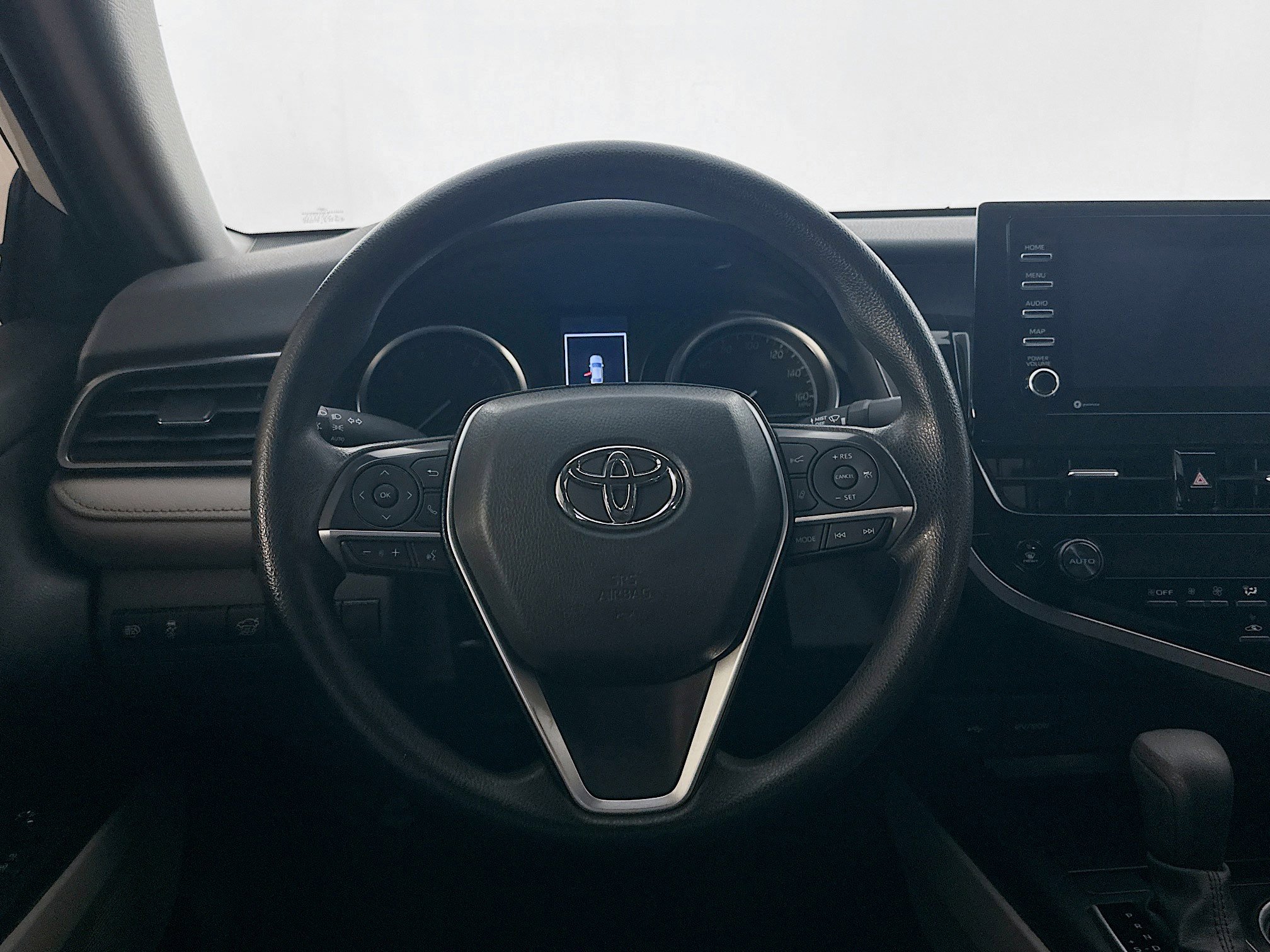 Used 2024 Toyota Camry LE FWD image 17