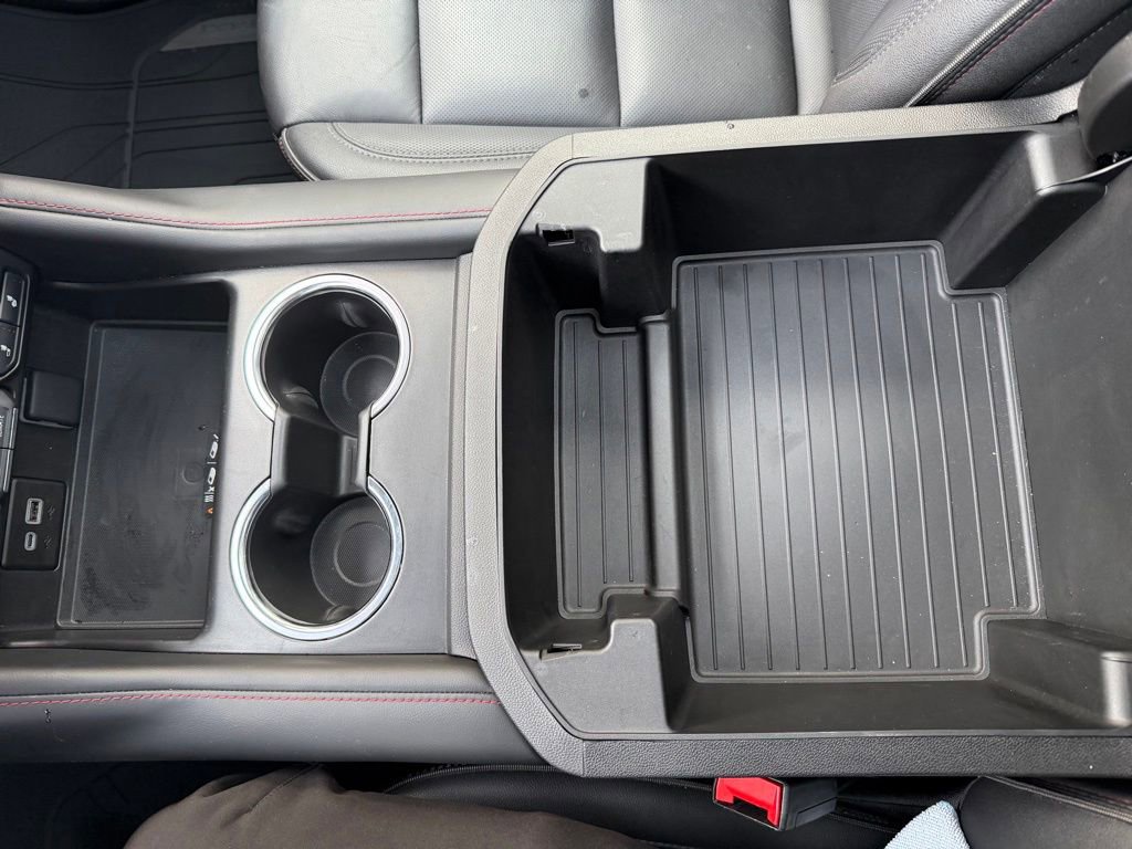 Used 2024 Chevrolet Suburban RST w/ Luxury Package image 30