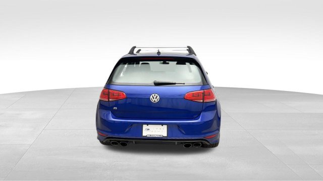 Used 2017 Volkswagen Golf R 4-Door AWD/4WD image 3