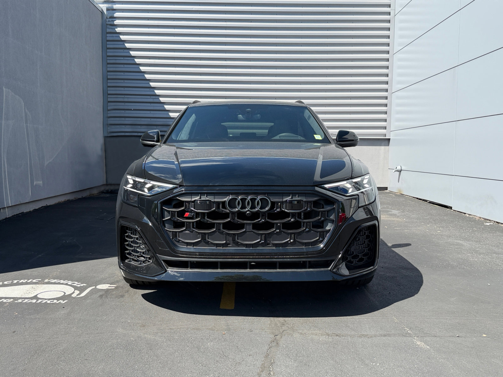 New 2026 Audi SQ8 Prestige AWD/4WD image 6