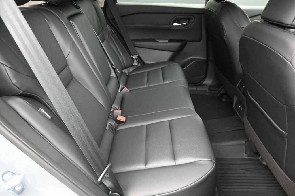 New 2026 Nissan Rogue Dark Armor FWD image 19