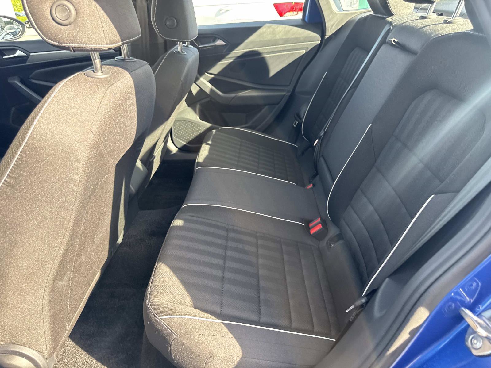 Certified 2024 Volkswagen Jetta Sport image 10