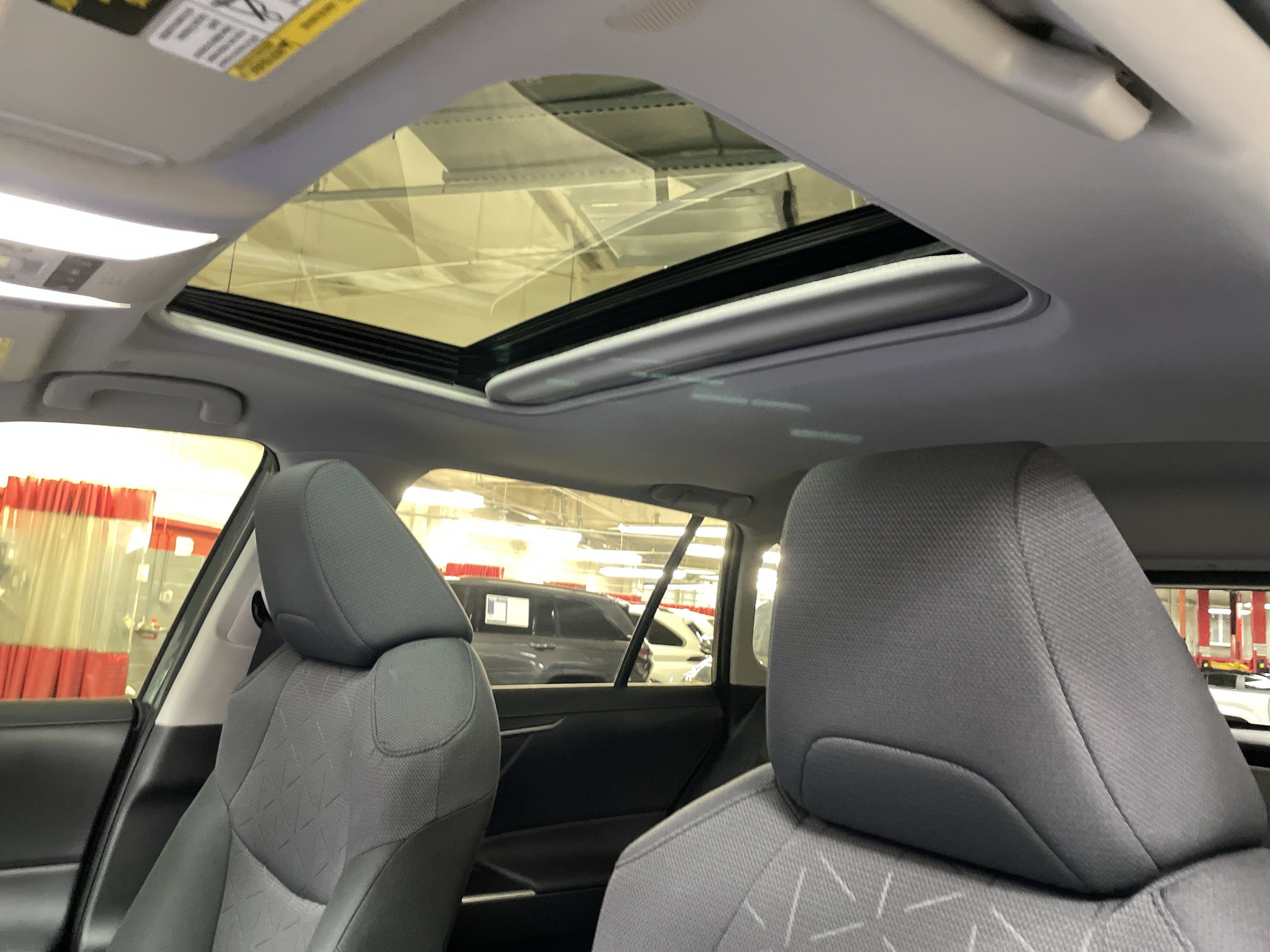 Certified 2025 Toyota RAV4 XLE w/ Convenience Package FWD image 28