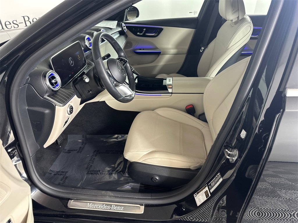 Certified 2023 Mercedes-Benz C 300 4MATIC Sedan image 9