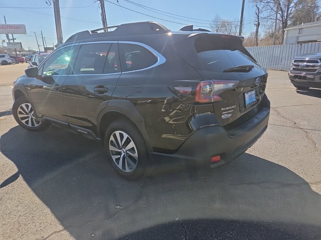 Certified 2025 Subaru Outback Premium w/ Popular Package #1A image 5