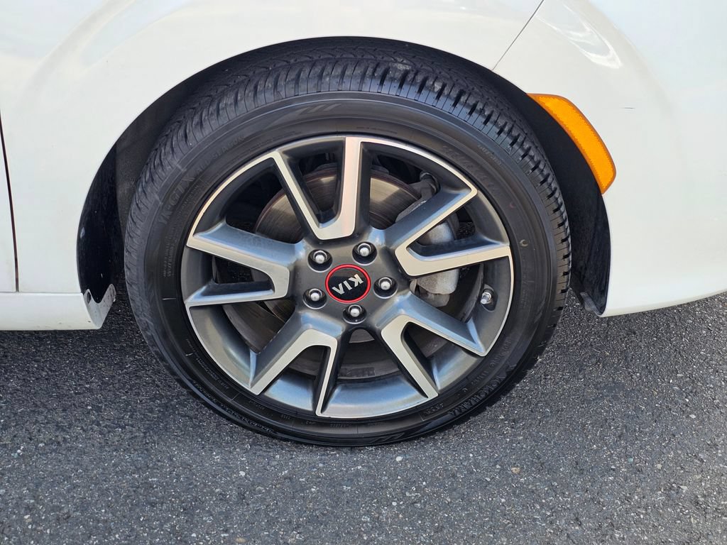 Used 2020 Kia Soul GT-Line Turbo FWD image 30