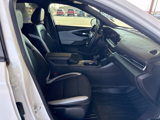 Used 2024 Buick Envista Preferred w/ Convenience I Package FWD image 11