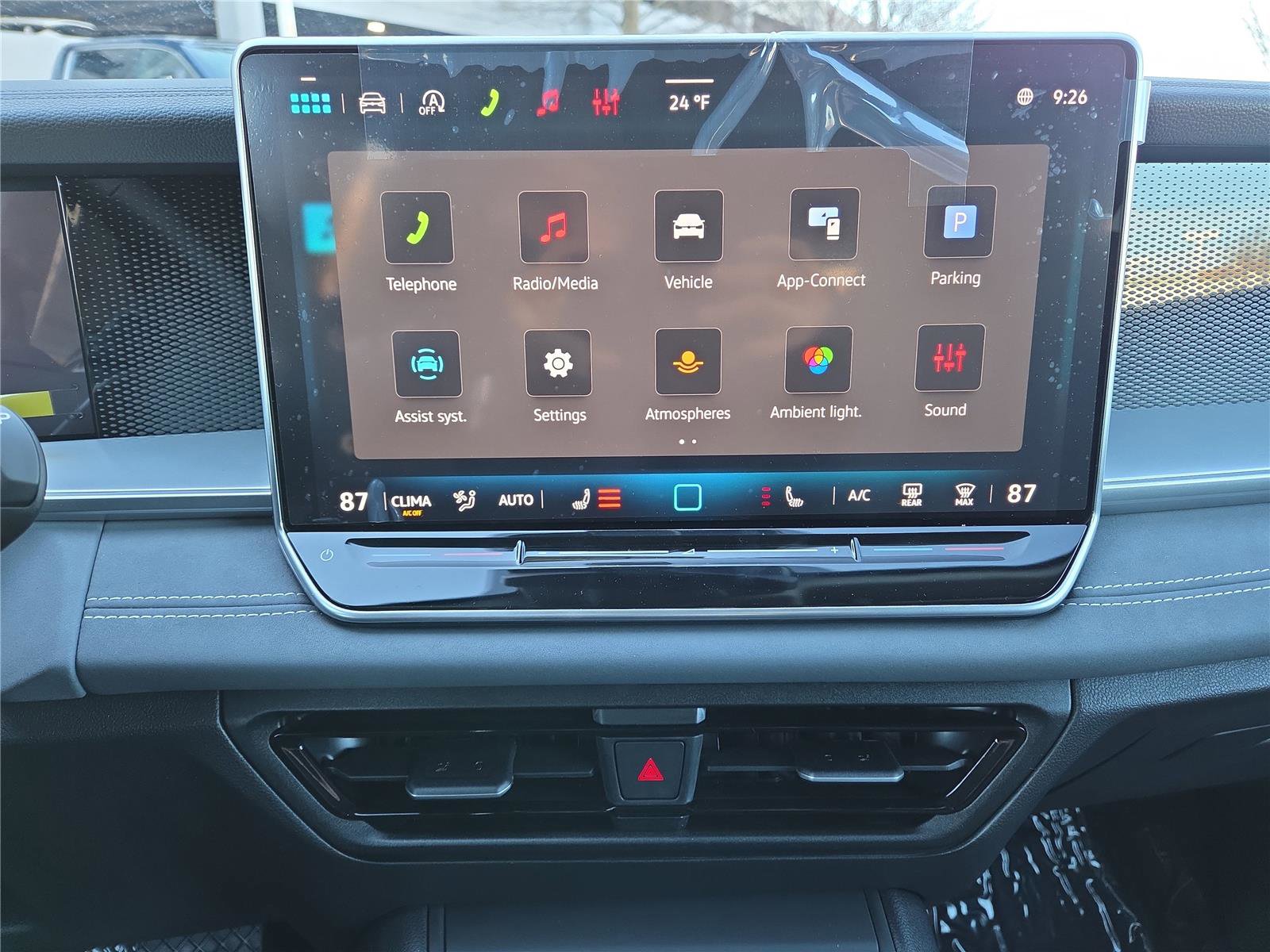 New 2026 Volkswagen Tiguan SE image 19