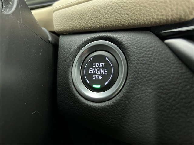 Certified 2024 Cadillac XT4 Luxury w/ Cold Weather Package image 17