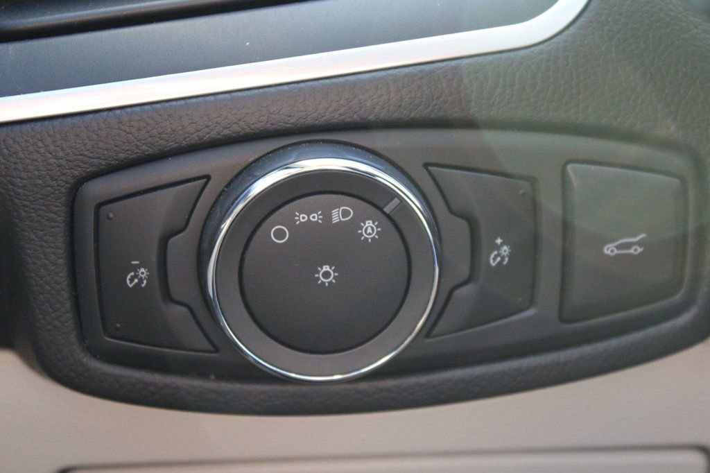 Used 2017 Ford Edge Titanium w/ Equipment Group 301A image 26