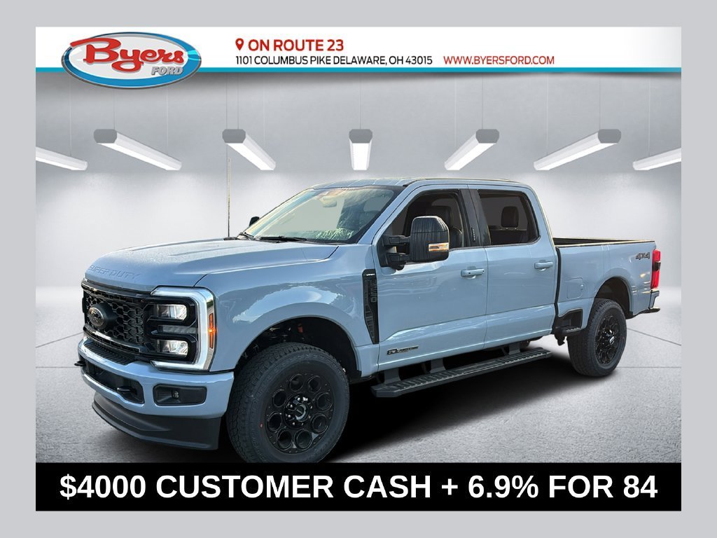 New 2026 Ford F250 Lariat w/ Black Appearance Package