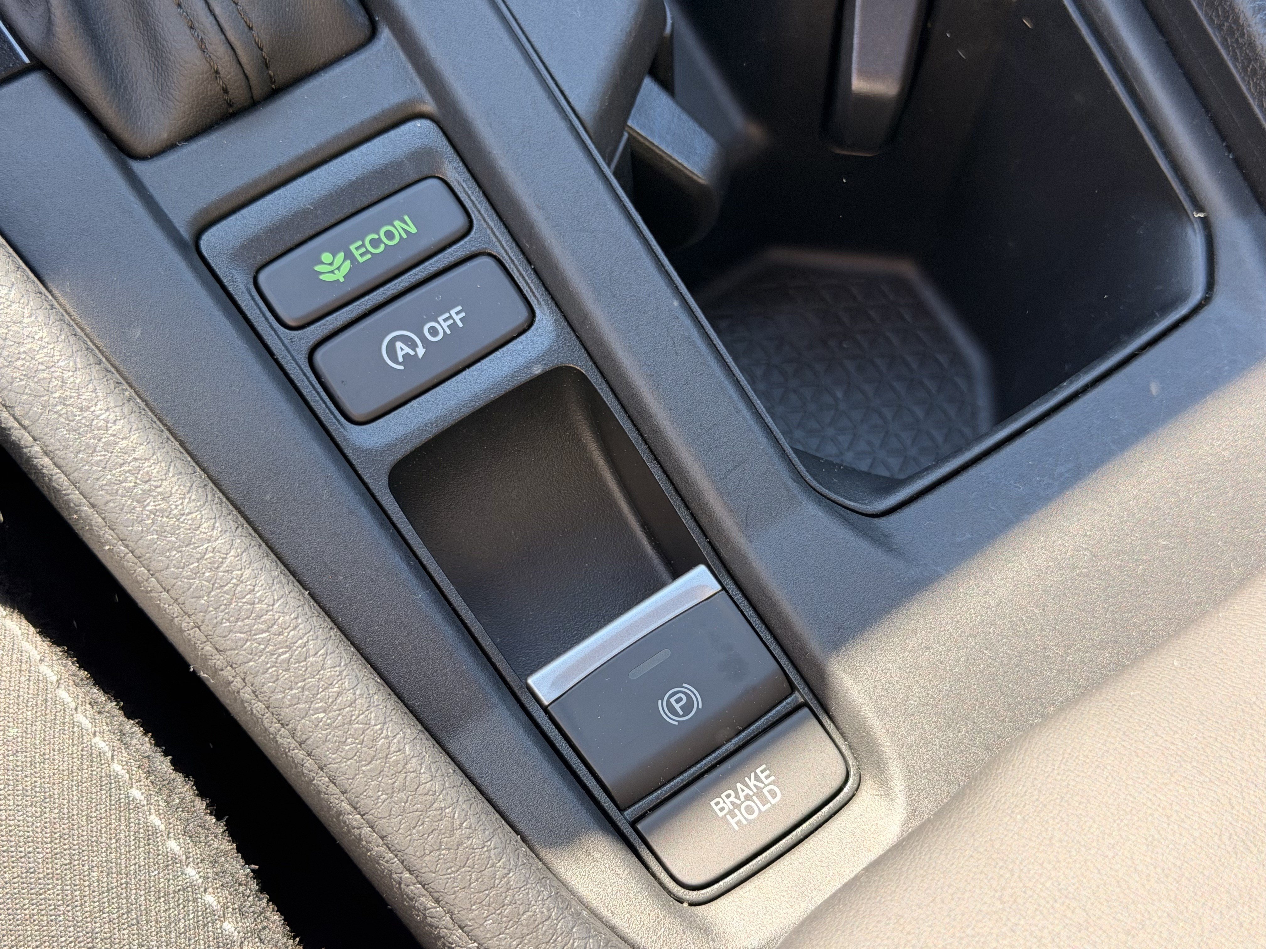 Certified 2024 Honda Accord EX image 25