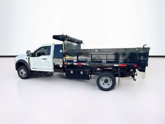 New 2026 Ford F550 4x4 Regular Cab Super Duty image 3