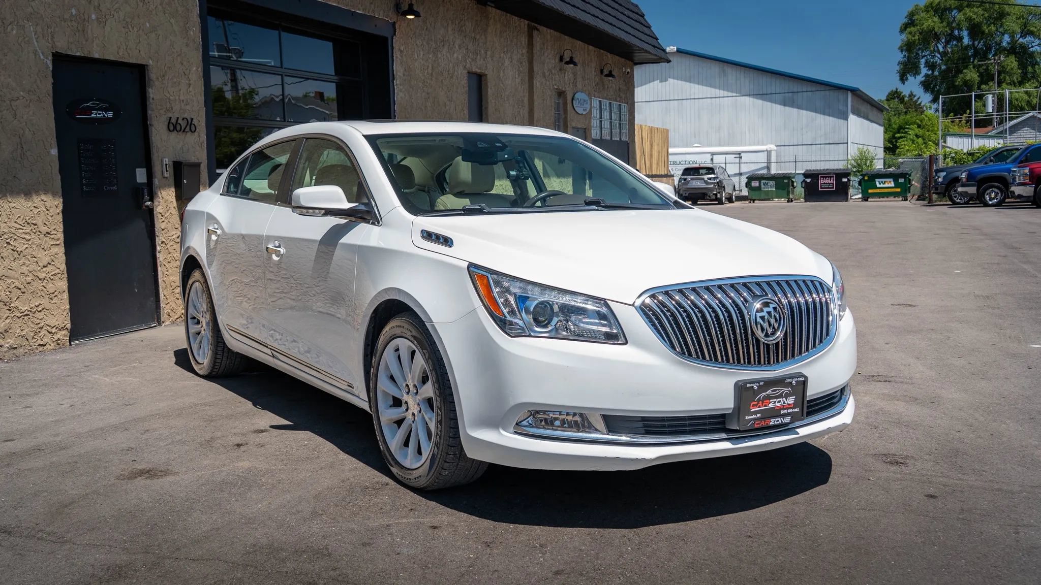 Used 2016 Buick LaCrosse Leather w/ Experience Buick Package FWD image 4