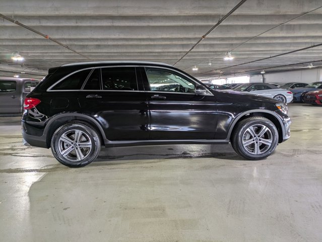 Used 2019 Mercedes-Benz GLC 300 4MATIC image 4