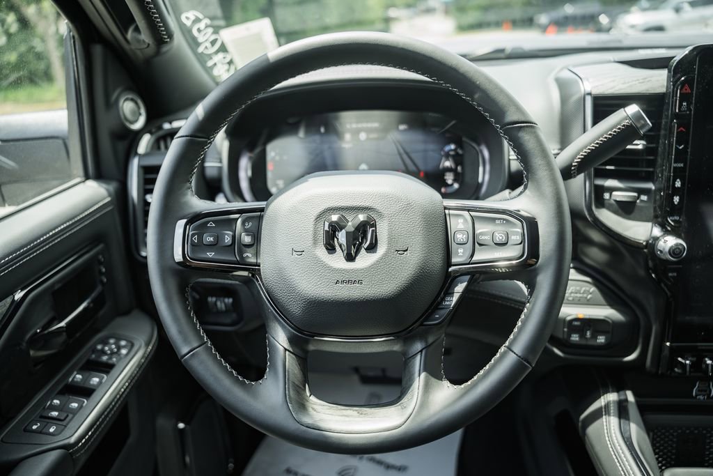 New 2026 RAM 2500 Limited AWD/4WD image 36