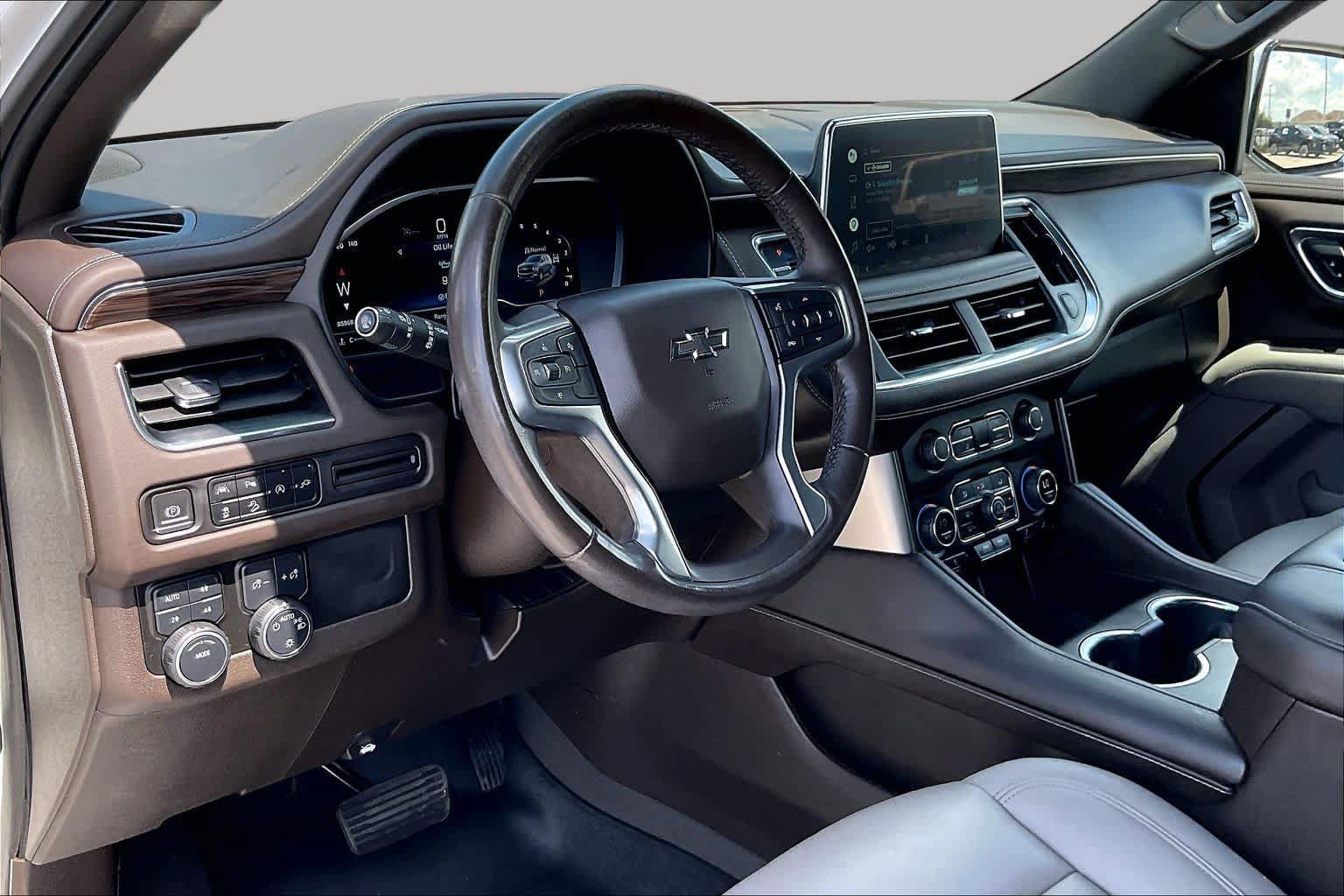 Used 2022 Chevrolet Tahoe Z71 AWD/4WD image 16