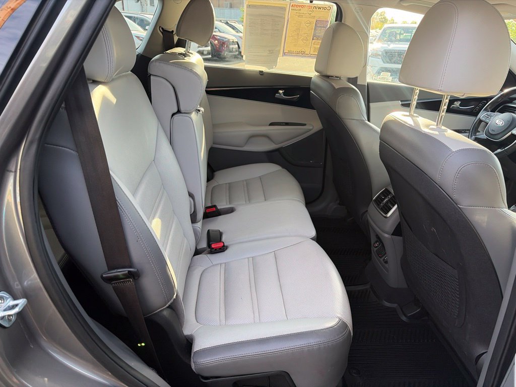 Used 2019 Kia Sorento SX AWD/4WD image 16