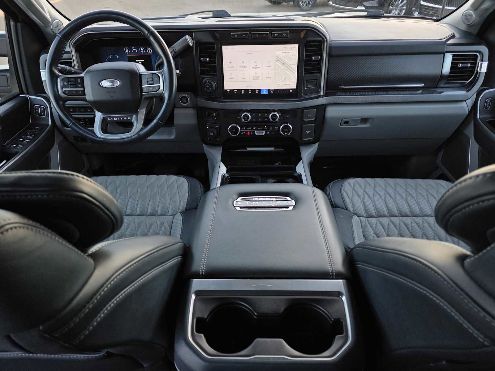 Used 2024 Ford F350 Limited w/ FX4 Off-Road Package image 9