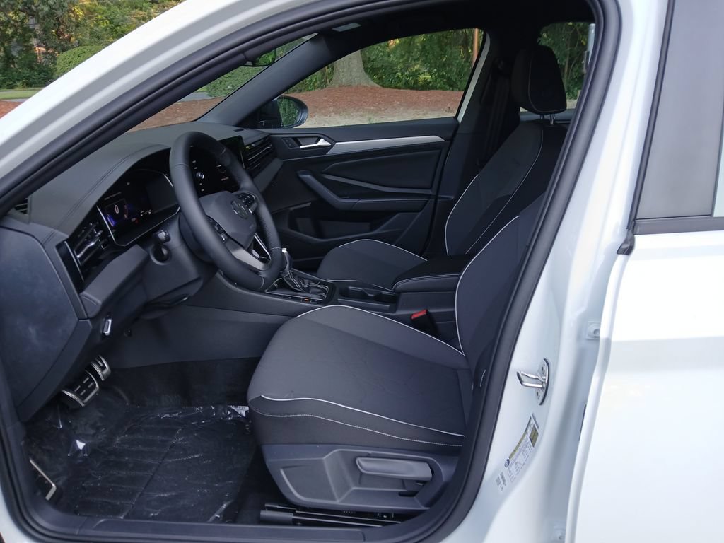 New 2026 Volkswagen Jetta Sport FWD image 9